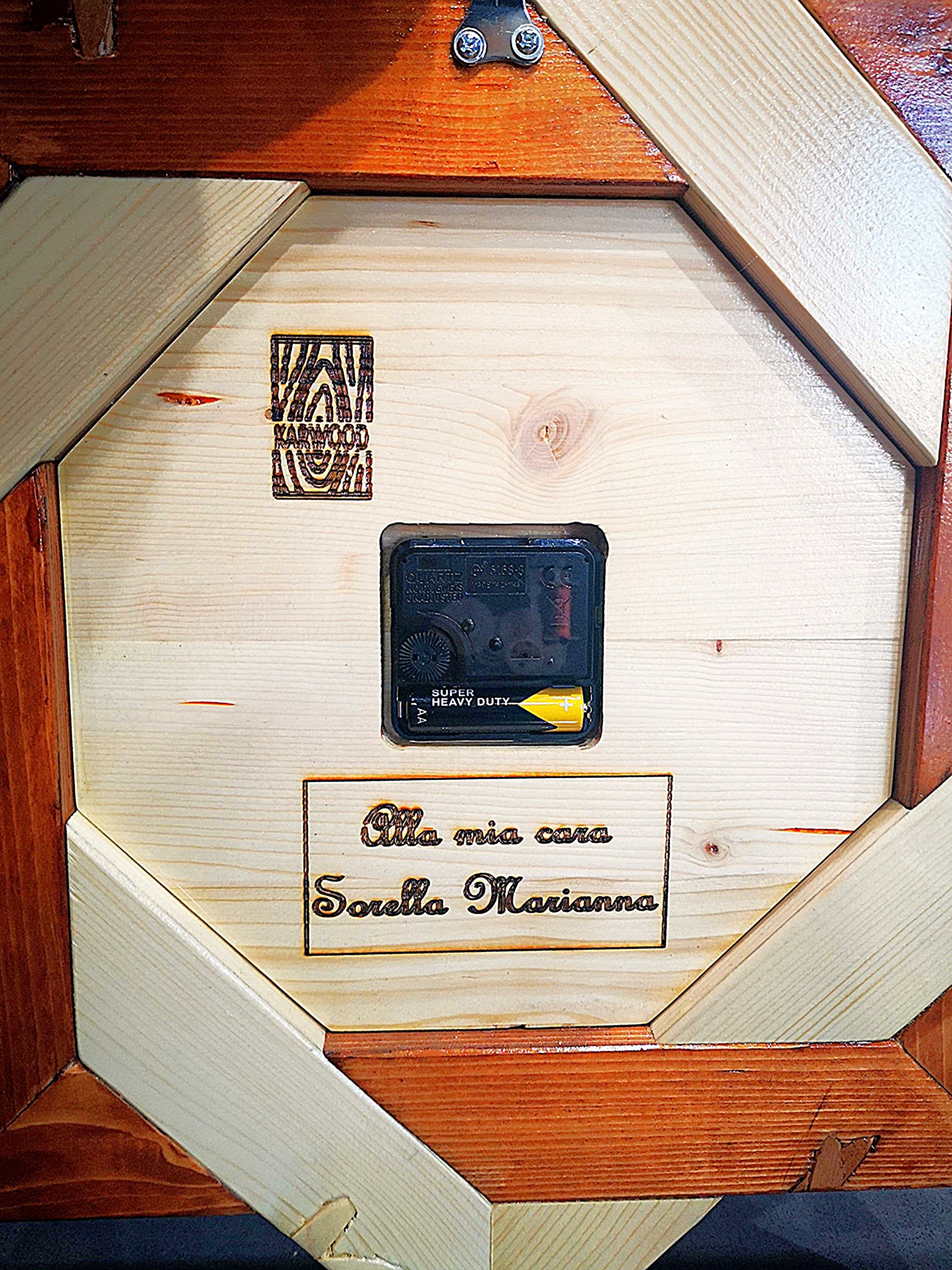 Orologio in legno massello con quadrante personalizzabile
